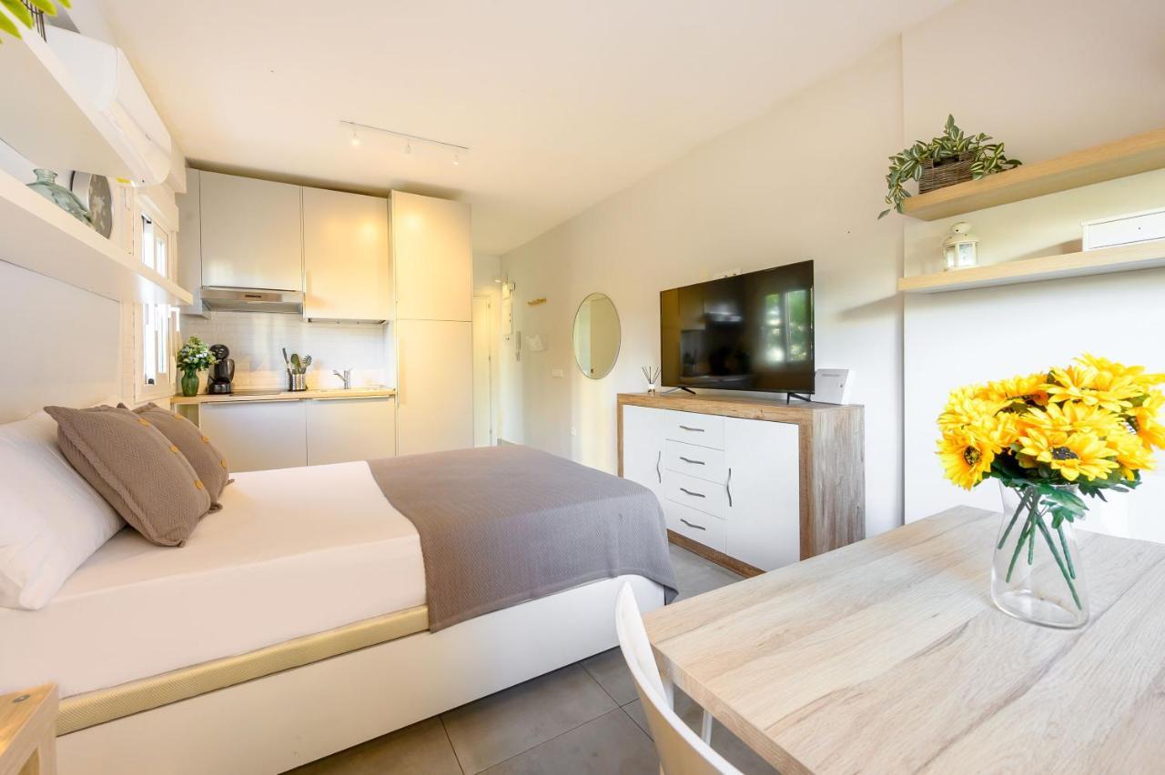 Studio, City Center By 10Tosea Fuengirola Bagian luar foto